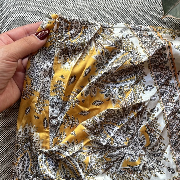 Boho Paisley Ruched Slit Midi
Skirt, Size: 2X - Picture 7 of 17